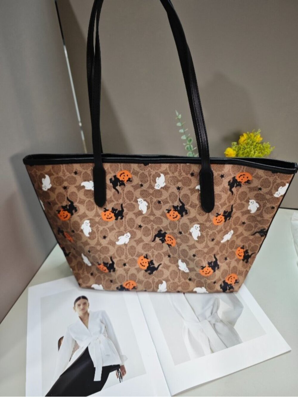 Coach City Tote In Signature Canvas With Halloween Print CW450